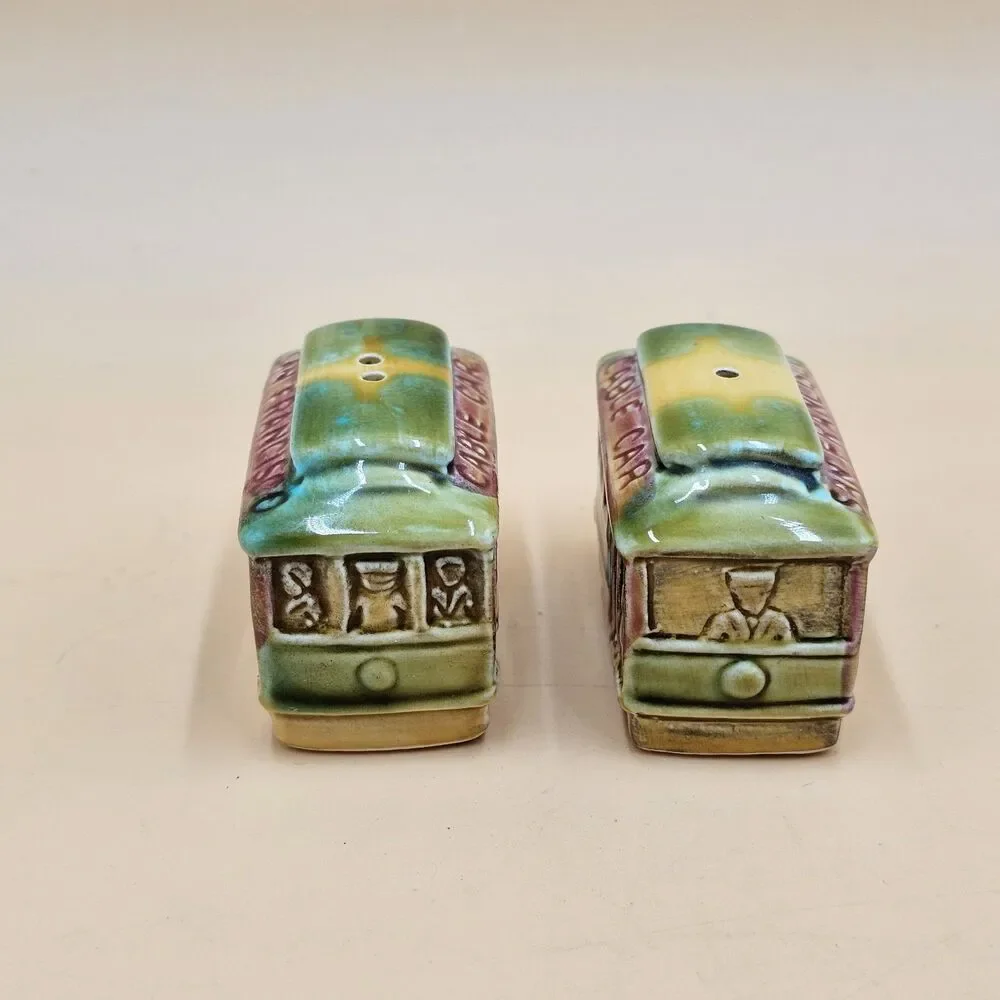 Vintage San Francisco Cable Street Car Salt & Pepper Shakers Ceramic Japan 2